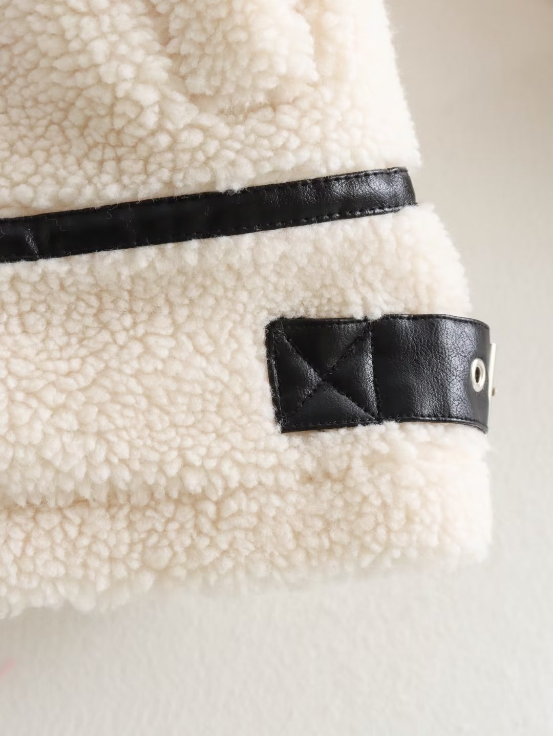 Aspen Teddy Piping Jacket
