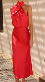 Etoile Maxi Dress – Fluid Long Silhouette