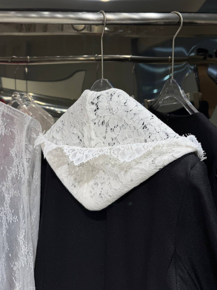 Lace hood detail