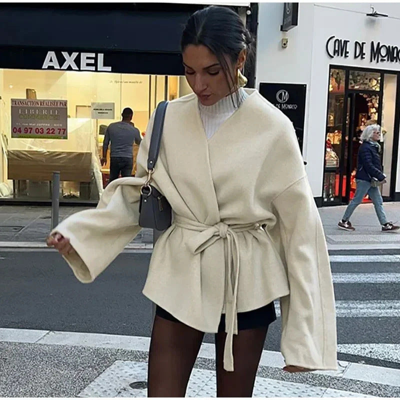Isla jacket street style