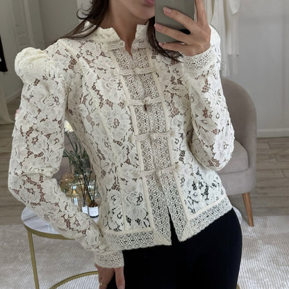 Elodie blouse styled
