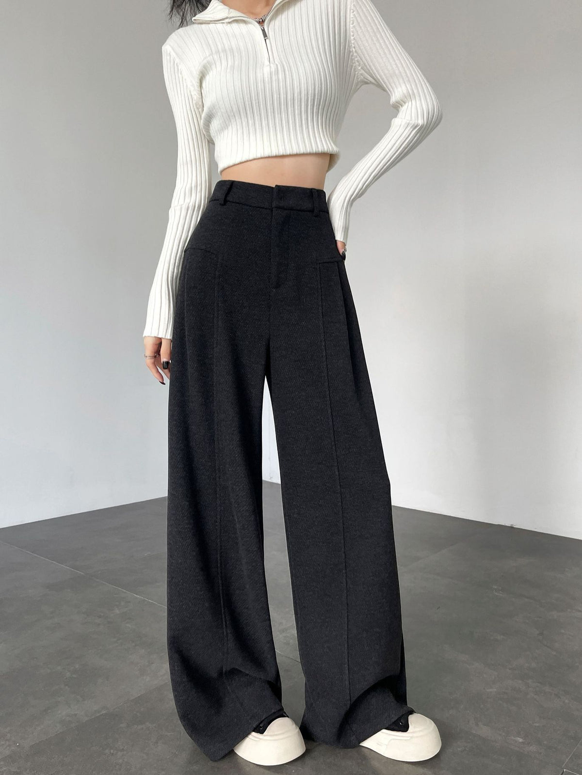 Thea trousers styled