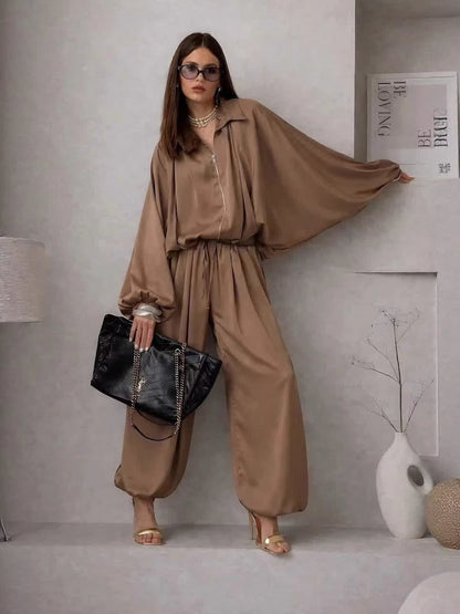 Lapel two-piece set - side view